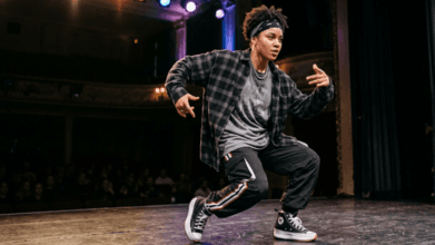 Illustration du casting Casting comédienne entre 25 et 35 ans danseuse hip hop pour une reprise de rôle dans une pièce de théâtre