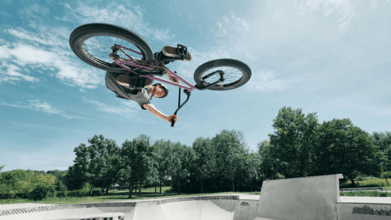 Illustration du casting CASTING URGENT rider BMX homme 18 à 25 ans pour doublure figure technique dans une mini série