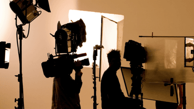 Illustration du casting Casting figurant homme et femme de tout âge pour tournage série TV avec Fred Testot